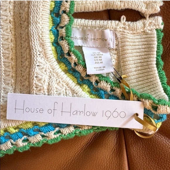 House of Harlow 1960 Cream Knit Crochet Mini - Size Medium - Picture 3 of 4